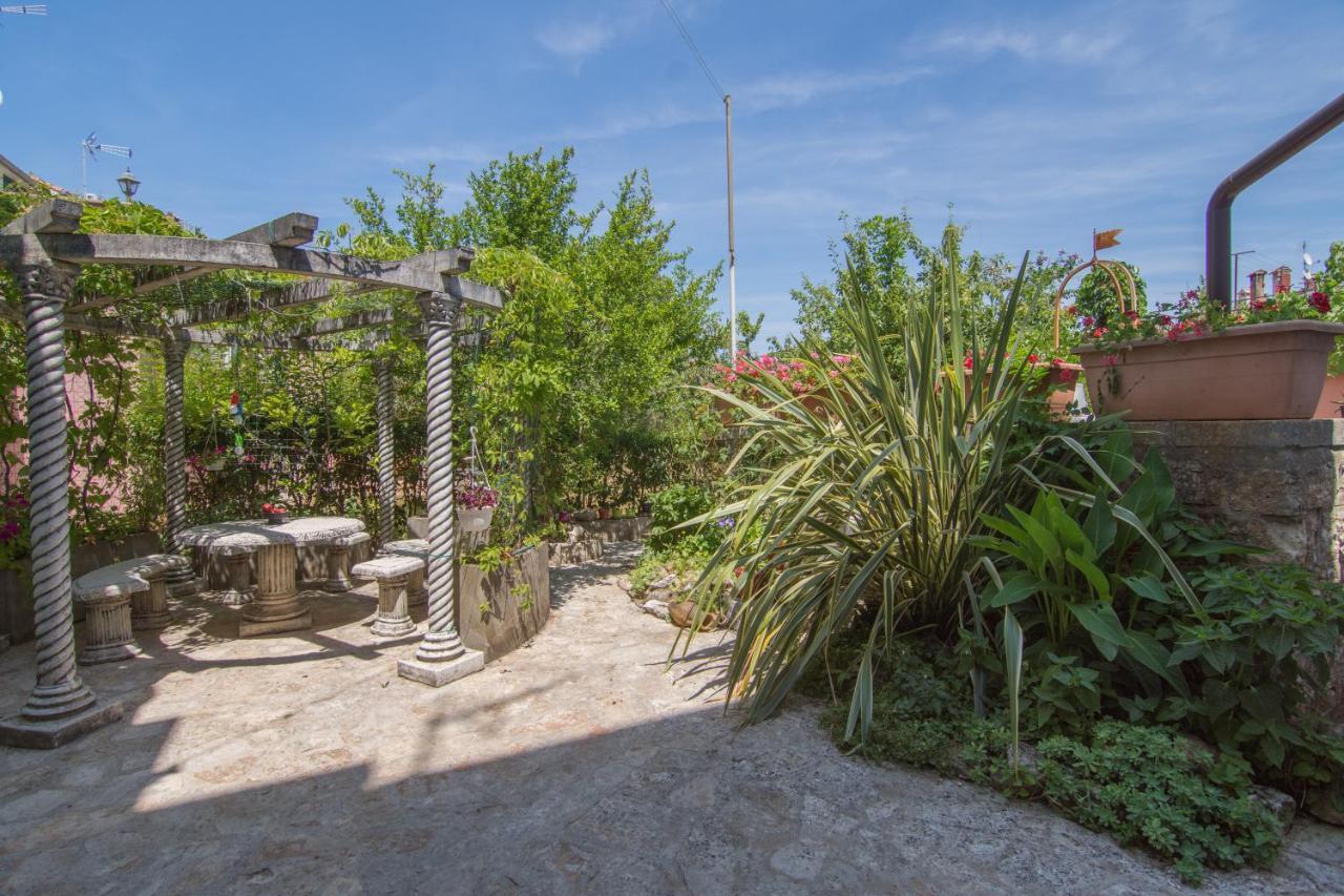 פורץ Secret Garden Apartment מראה חיצוני תמונה